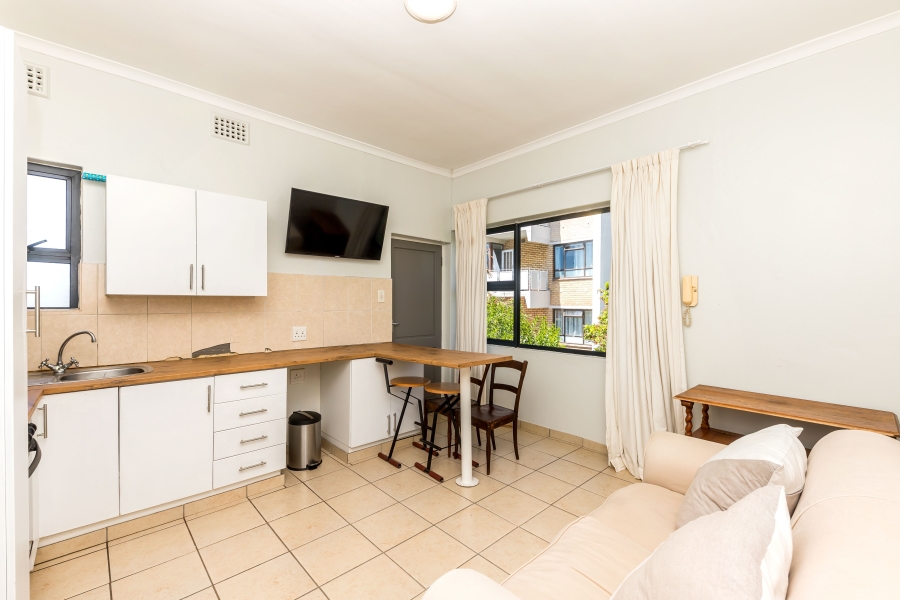 1 Bedroom Property for Sale in Kenilworth Western Cape